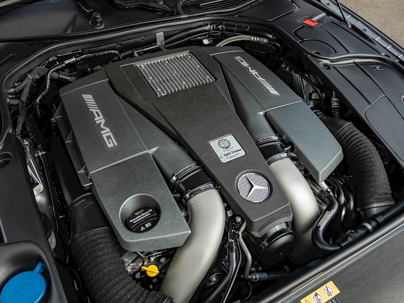 Mercedes-Benz S63 AMG 5.5 V8 Coupe - Large 57