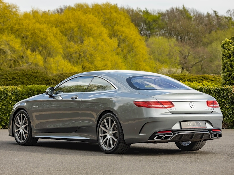 Mercedes-Benz S63 AMG 5.5 V8 Coupe - Large 16