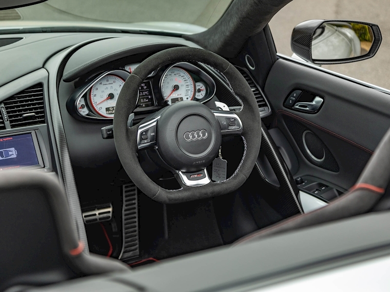 Audi R8 GT Spyder 5.2 V10 - 1 Of Only 333 Cars Worldwide - Large 50