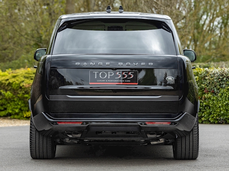 Range Rover Autobiography P530 4.4 V8 - Large 38