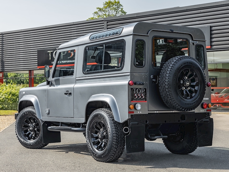 Land Rover Defender 90 XS - Large 9