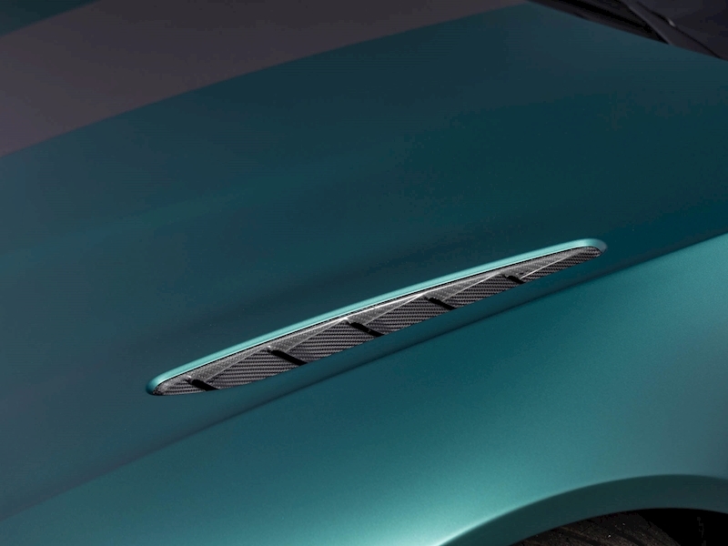 Aston Martin Vantage F1 Edition - Large 22
