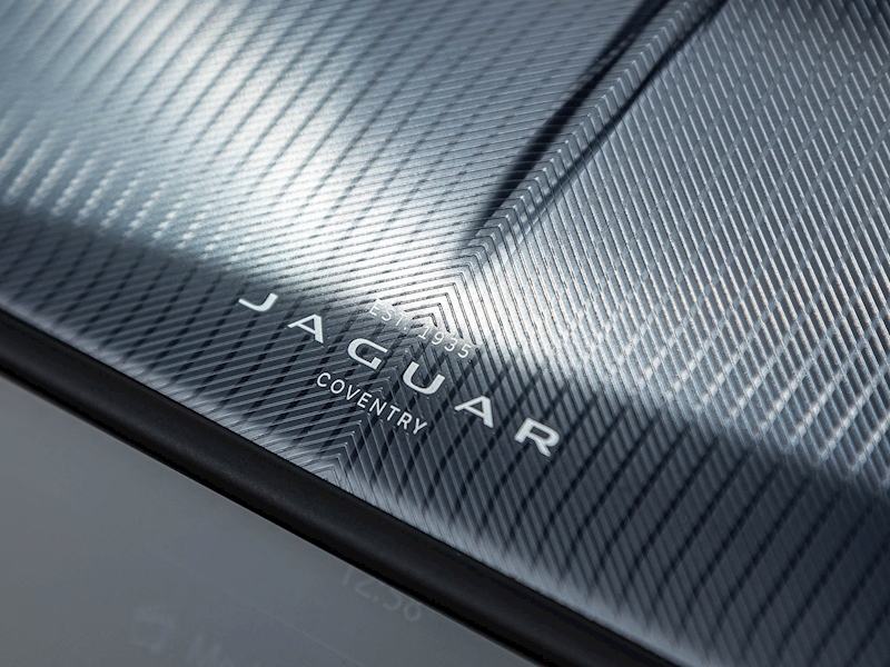 Jaguar F-Type 5.0 V8 R-Dynamic Convertible - P450 - Large 41