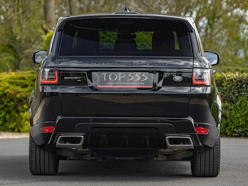 Range Rover Sport D300 HSE Dynamic Black - Large 16