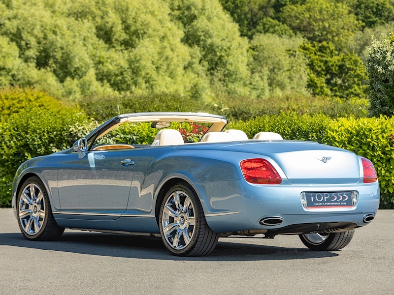 Bentley Continental GTC 6.0 W12 - Large 17