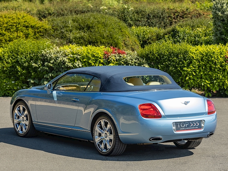 Bentley Continental GTC 6.0 W12 - Large 48
