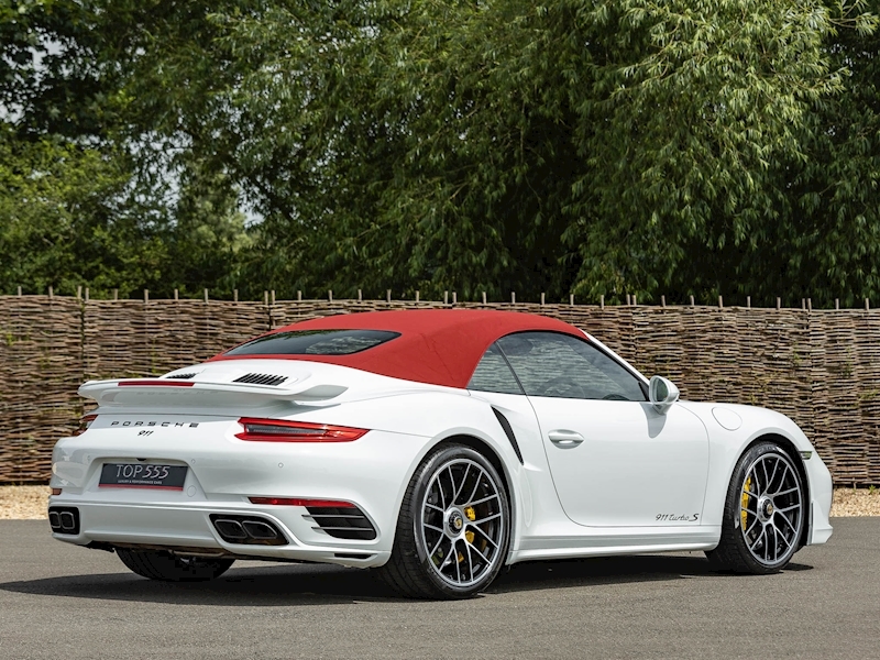 Porsche 911 (991.2) Turbo S 3.8 Cabriolet PDK with Aerokit - Large 28