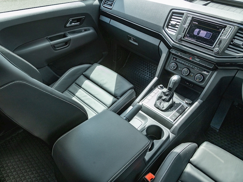 Volkswagen Amarok `Aventura Black Edition` - 4Motion 3.0 V6 Tdi - VAT Qualifying - Large 34