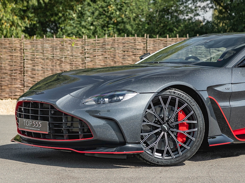 Aston Martin Vantage V12 Coupe - 1 Of Only 333 Cars Worldwide - Large 8