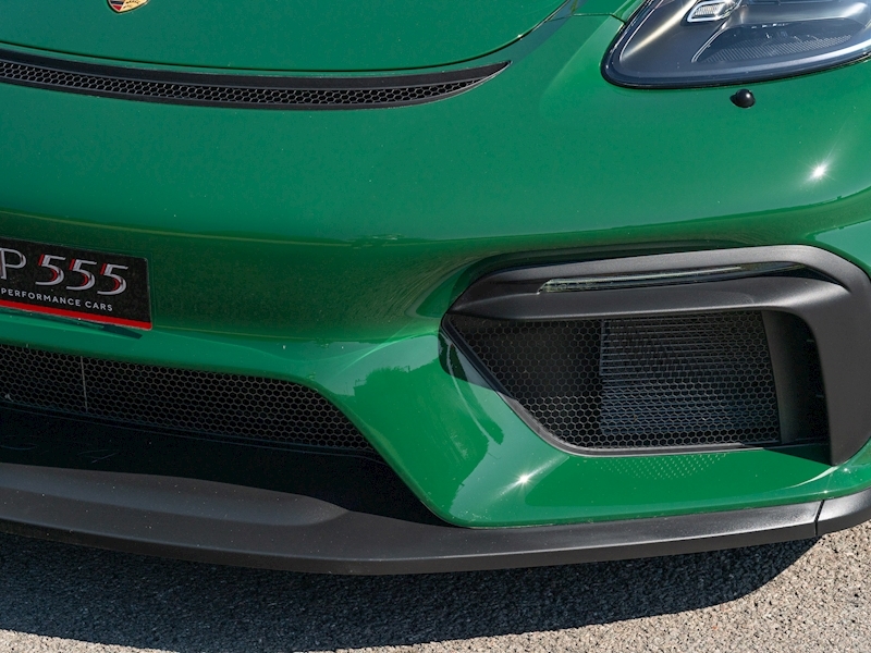 Porsche 718 Cayman GT4 4.0 PDK - Believed To Be The Only UK Supplied 718 Cayman PDK Clubsport in 'Paint To Sample' – Irish Green - Large 16