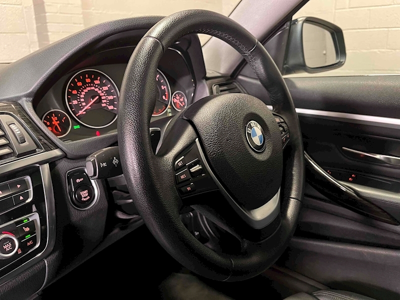 BMW 3.0 435d Luxury Coupe 2dr Diesel Auto xDrive Euro 6 (s/s) (313 ps)