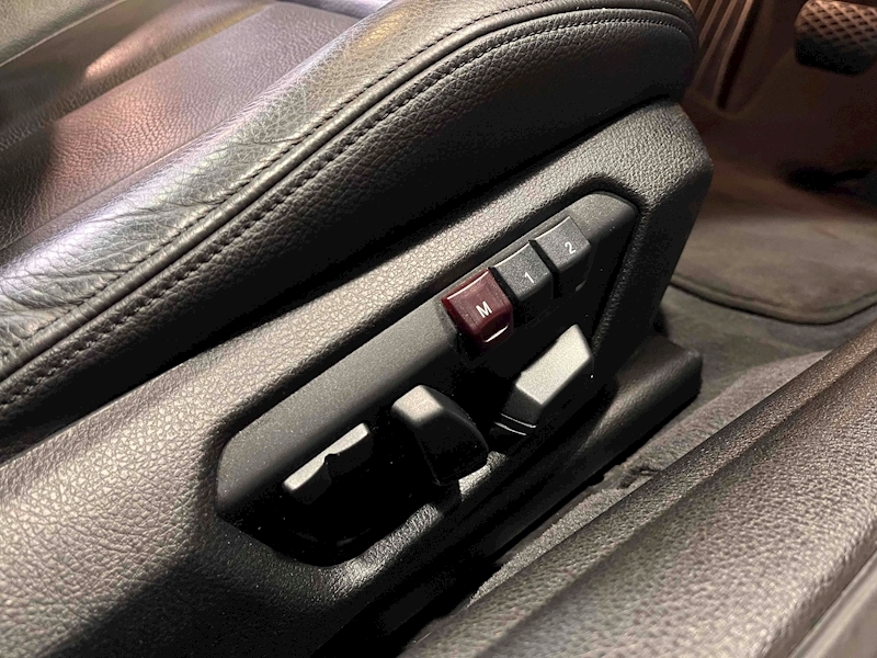 BMW 3.0 435d Luxury Coupe 2dr Diesel Auto xDrive Euro 6 (s/s) (313 ps)