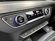 Audi Q5 TFSI S line - U12975