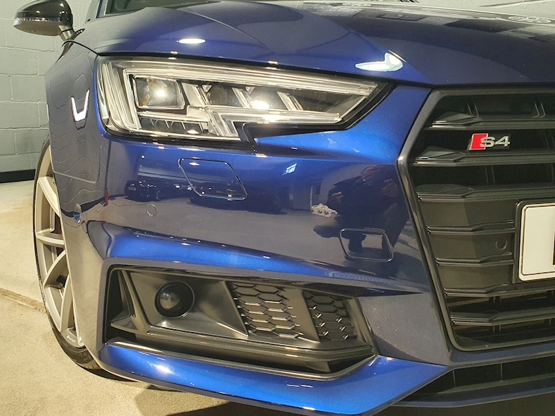 Audi 3.0 TFSI V6 Estate 5dr Petrol Tiptronic quattro Euro 6 (s/s) (354 ps)