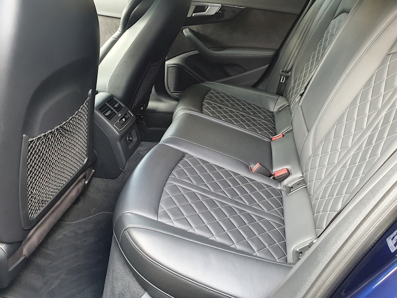 Audi 3.0 TFSI V6 Estate 5dr Petrol Tiptronic quattro Euro 6 (s/s) (354 ps)