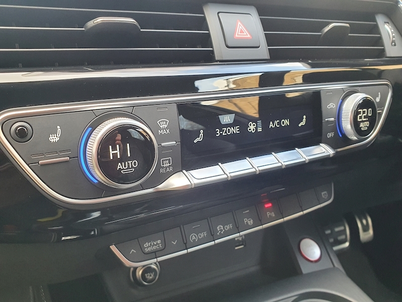 Audi 3.0 TFSI V6 Estate 5dr Petrol Tiptronic quattro Euro 6 (s/s) (354 ps)