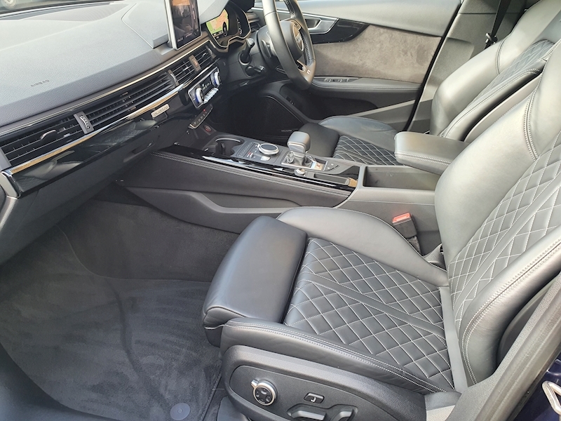 Audi 3.0 TFSI V6 Estate 5dr Petrol Tiptronic quattro Euro 6 (s/s) (354 ps)