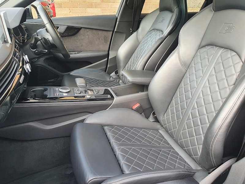 Audi 3.0 TFSI V6 Estate 5dr Petrol Tiptronic quattro Euro 6 (s/s) (354 ps)