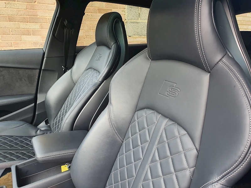 Audi 3.0 TFSI V6 Estate 5dr Petrol Tiptronic quattro Euro 6 (s/s) (354 ps)