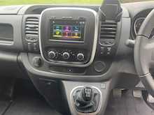 Renault Trafic dCi ENERGY 30 Sport Nav Day Camper 