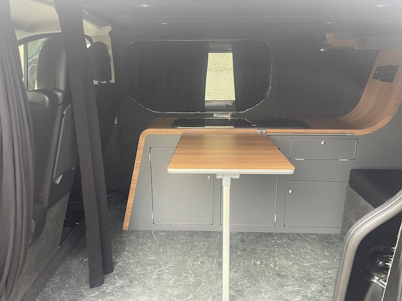 Renault dCi ENERGY 30 Sport Nav Day Camper 2.0 5dr Panel Van Manual Diesel