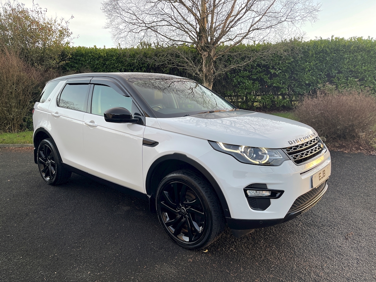 Discovery Sport TD4 HSE Luxury Black 2.0 5dr SUV Automatic Diesel