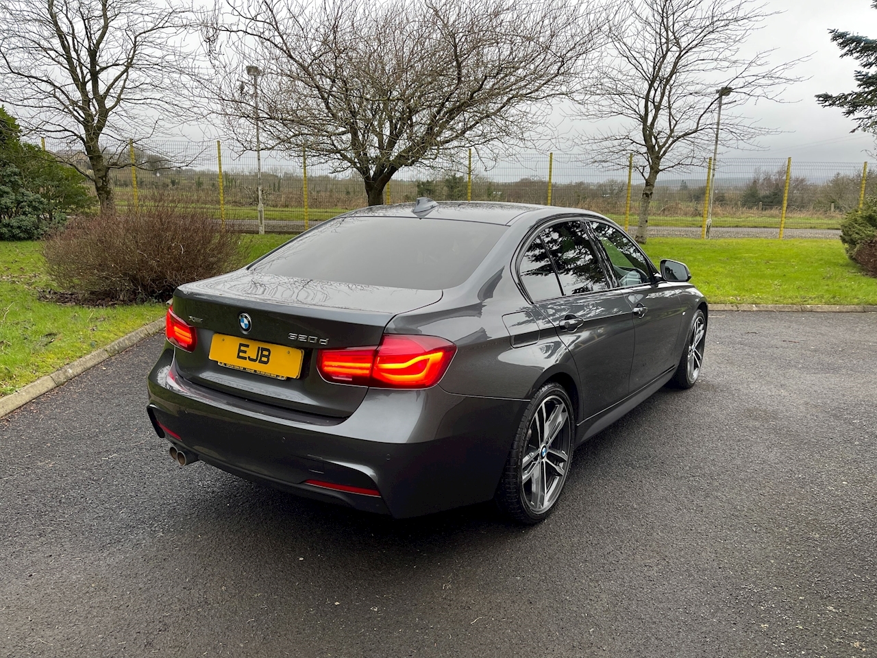 3 Series 320d M Sport x Drive Shadow Edition (19" Factory Alloys) 2.0 4dr Saloon Automatic Diesel