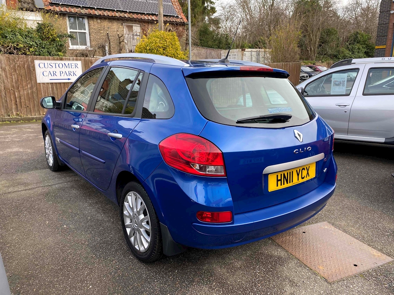 Used Renault Clio 1.5 Dynamique Tomtom Dci Estate | Brandon Car Centre