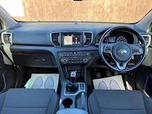 Kia Sportage 1.7 CRDi 2 SUV - Thumb 8