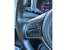Kia Sportage 1.7 CRDi 2 SUV - Thumb 16