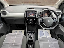 Peugeot 108 1.0 Allure Hatchback - Thumb 8