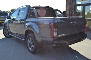 D-Max Blade Double Cab 4x4 Pick Up with Roller Lid and Style Bar 1.9 4dr Pickup Automatic Diesel