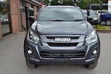 Isuzu D-Max 1.9 Blade Double Cab 4x4 Pick Up Fitted with Glazed Canopy - Thumb 4
