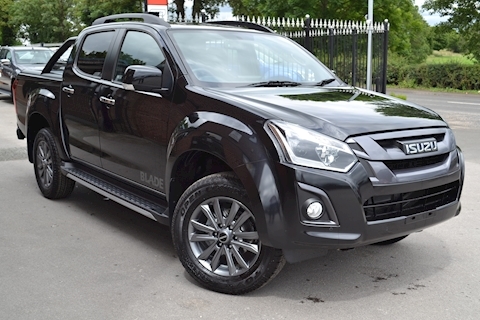 Isuzu D-Max Blade Double Cab 4x4 Pick Up Fitted Roller Lid with Style Bar