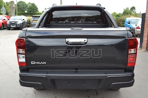 D-Max Blade Double Cab 4x4 Pick UP Fitted Roller Lid and Style Bar 1.9 4dr Pickup Manual Diesel