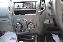 Isuzu D-Max 1.9 Single Cab 4x4 Pick Up - Thumb 10