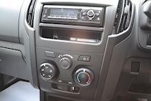 Isuzu D-Max 1.9 4x2 Single Cab 2 Wheel Drive Pick Up - Thumb 10