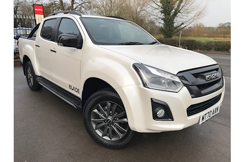 Isuzu D-Max Blade Double Cab 4x4 Pick Up Roller Lid & Style Bar
