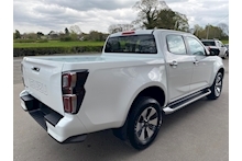 Isuzu D-Max 1.9 DL40 Double Cab 4x4 Pick Up - Thumb 3