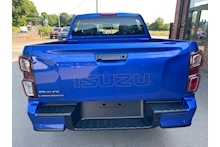 Isuzu D-Max 1.9 V-Cross Double Cab 4x4 Pick Up - Thumb 2