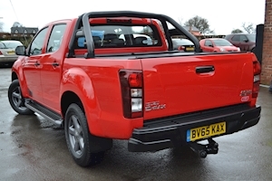 D-Max Fury Double Cab 4x4 Pick Up 2.5 Pickup Manual Diesel