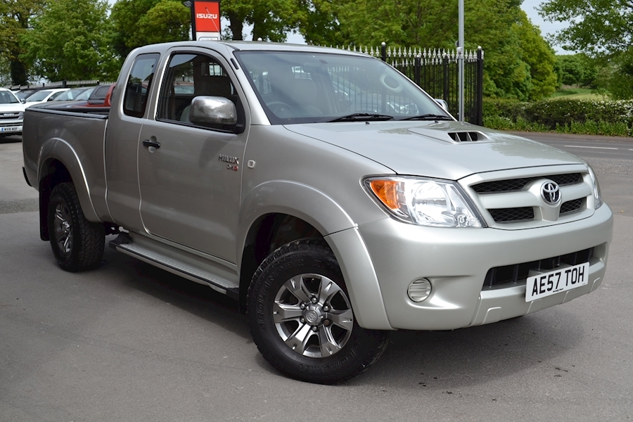 Used Toyota Hilux HL2 2.5 D-4D 120 Extra Cab 4x4 Pick Up FOR EXPORT 2.5 ...