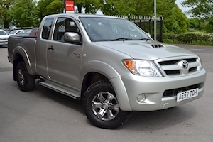 Toyota Hilux HL2 2.5 D-4D 120 Extra Cab 4x4 Pick Up FOR EXPORT