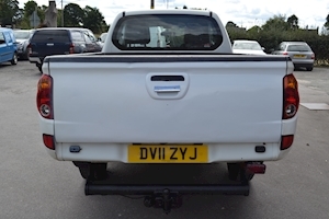 L200 Di-D 4X4 4Work Club Cab FOR EXPORT SALE NO VAT TO PAY 2.5 Pickup Manual Diesel