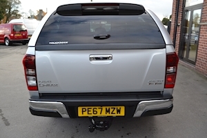 D-Max Utah Vision Double Cab 4x4 Pick with Glazed Truckman Canopy 2.5 Pickup Manual Diesel