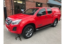 Isuzu D-Max 1.9 Fury Ltd Edition Double Cab 4x4 Pick Up Fitted with Solid Sided Canopy - Thumb 5