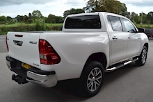 Toyota Hilux 2.4 Invincible Euro 6 D-4D Double Cab 4x4 Pick Up Fitted Roller Lid - Thumb 3