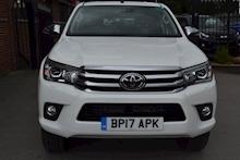 Toyota Hilux 2.4 Invincible Euro 6 D-4D Double Cab 4x4 Pick Up Fitted Roller Lid - Thumb 4