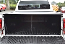 Toyota Hilux 2.4 Invincible Euro 6 D-4D Double Cab 4x4 Pick Up Fitted Roller Lid - Thumb 6