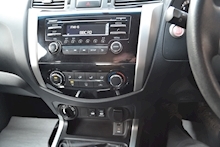 Nissan Navara 2.3 King Cab Acenta Dci 4X4 Pick Up - Thumb 12